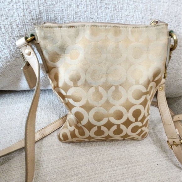 Coach Gold Signature C's Crossbody Bag Purse - Picture 3 of 10